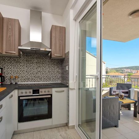 City Apartment Magdalena Trogir Exterior photo