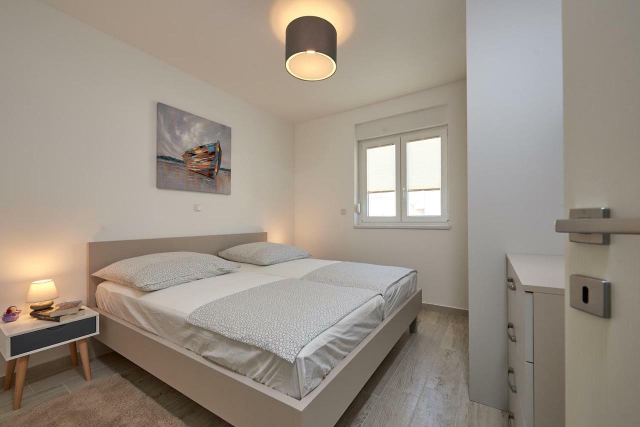City Apartment Magdalena Trogir Exterior photo